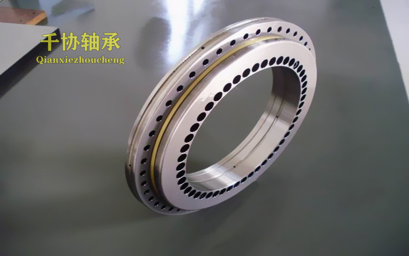 YRT轉(zhuǎn)臺軸承如何選擇？選擇條件和預(yù)緊的作用
